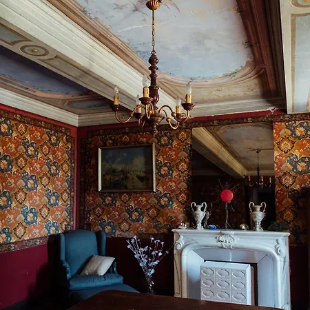 Villa Club